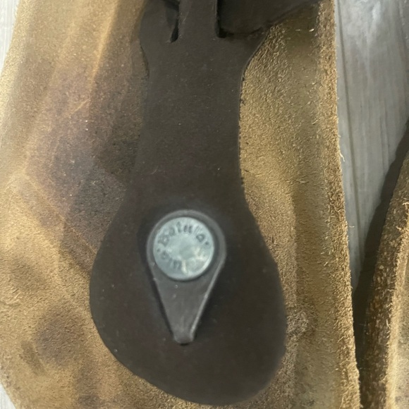 Betula by Birkenstock Brown Suede Gizeh Sandals Size 6 - Picture 9 of 16